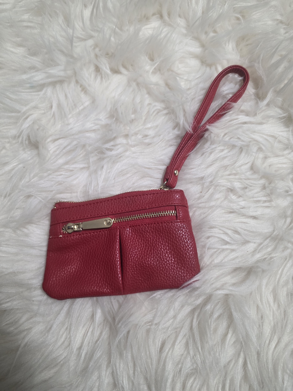 Charming Charlie Fuchsia Pink Pebbled Wristlet Clutch with Gold Hardware
